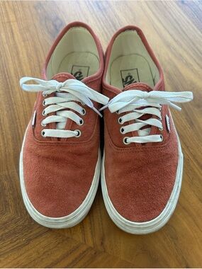 VANS Rust color Suede Low-Top Sneakers with White Laces
